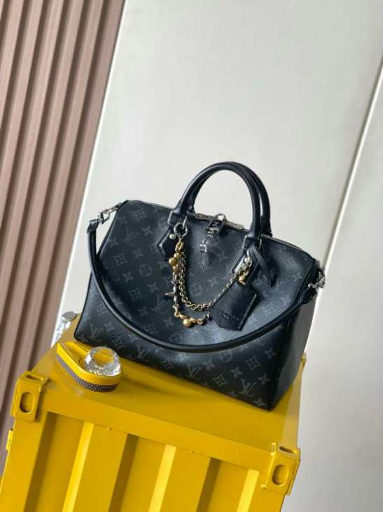 Picture of Louis Vuitton Handbags _SKUfw234827746fw